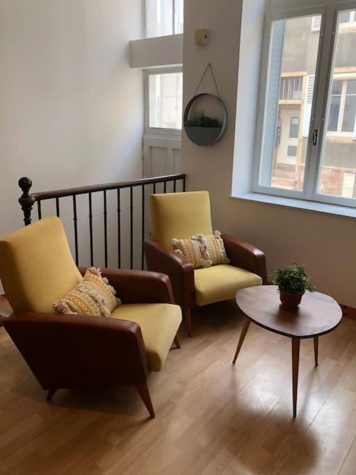 Appartement En Duplex A Auxonne Exterior photo