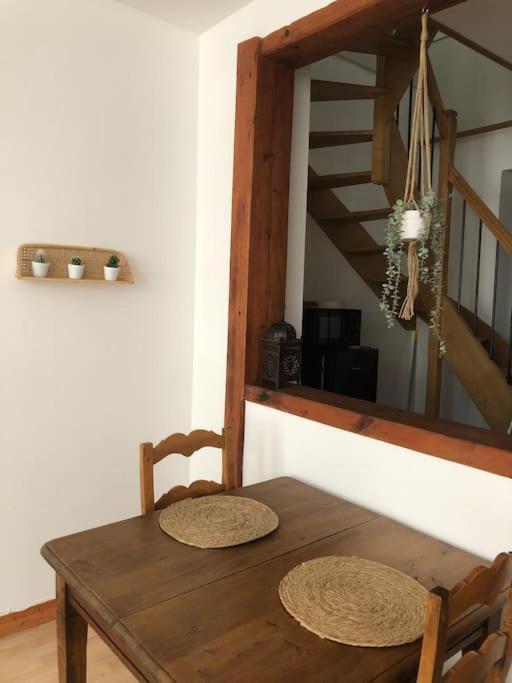 Appartement En Duplex A Auxonne Exterior photo