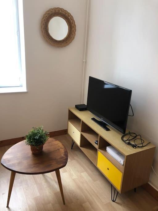 Appartement En Duplex A Auxonne Exterior photo